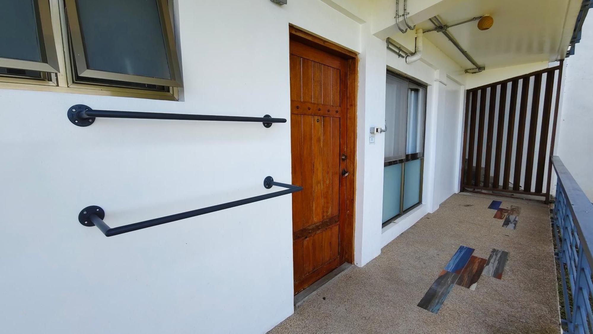 Av Suites Puerto Galera Exterior photo